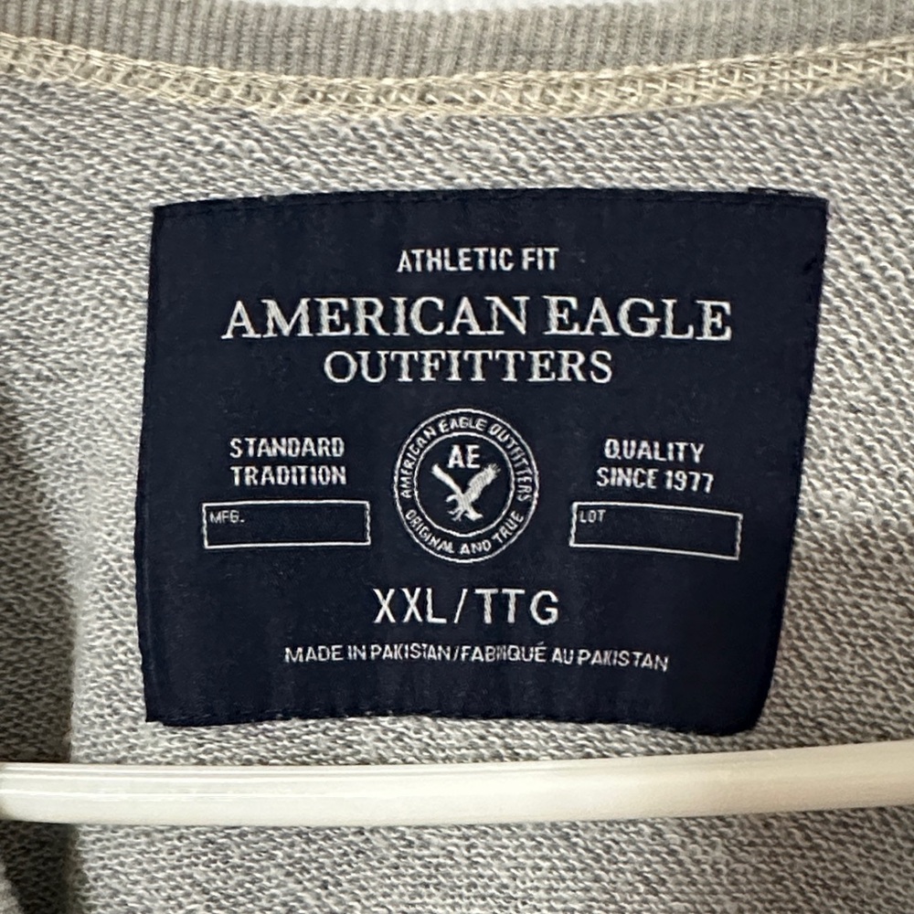 American Eagle Outfitters Men's Gray Raglan Sweatshirt - Picture 2 of 6